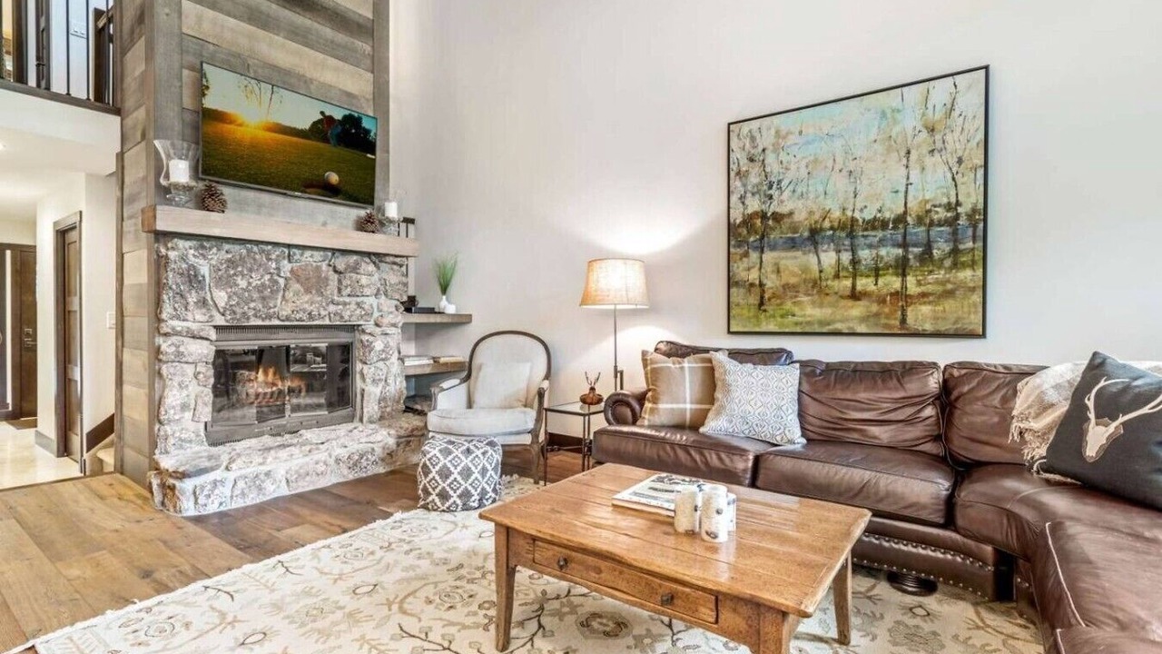 Photo of Livingroom in Vail