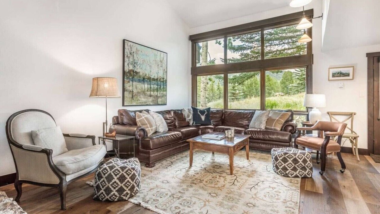 Photo of Livingroom in Vail