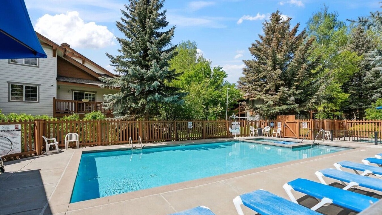 Photo of Outdoor in Edwards