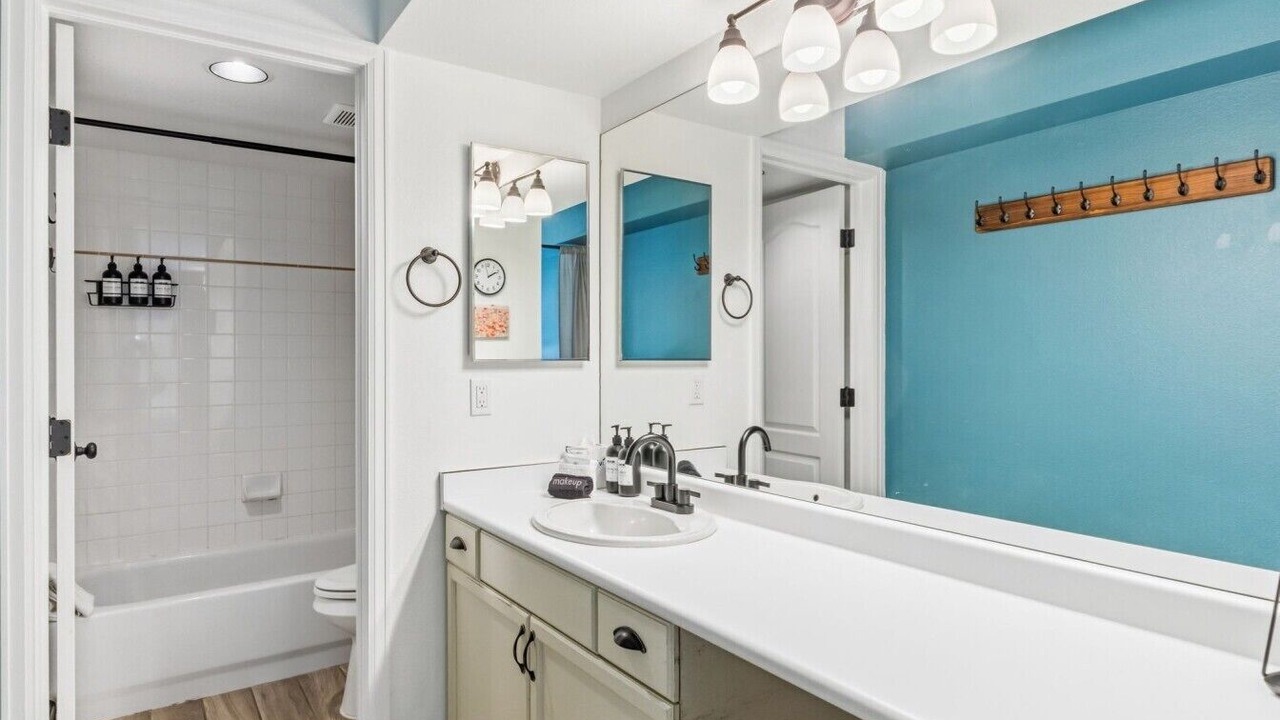 Photo of Bathroom in Edwards