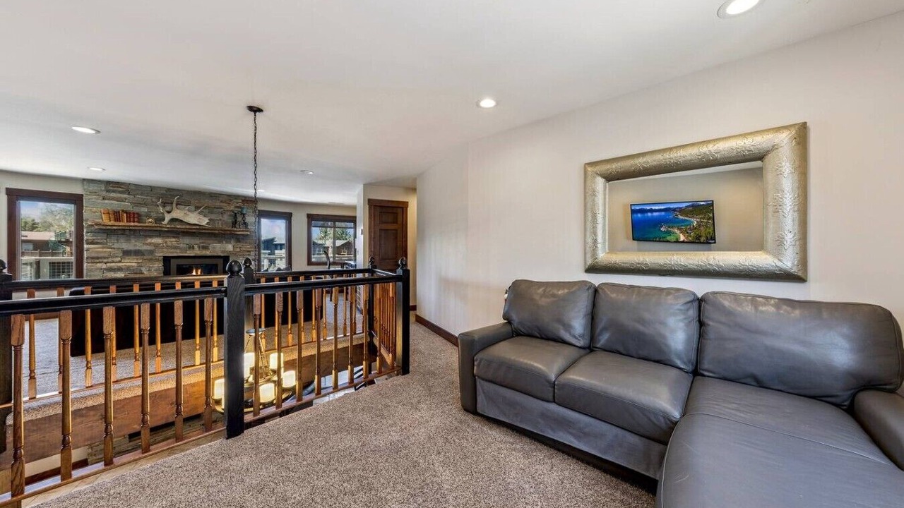 Photo of Bedroom in Tahoe Keys