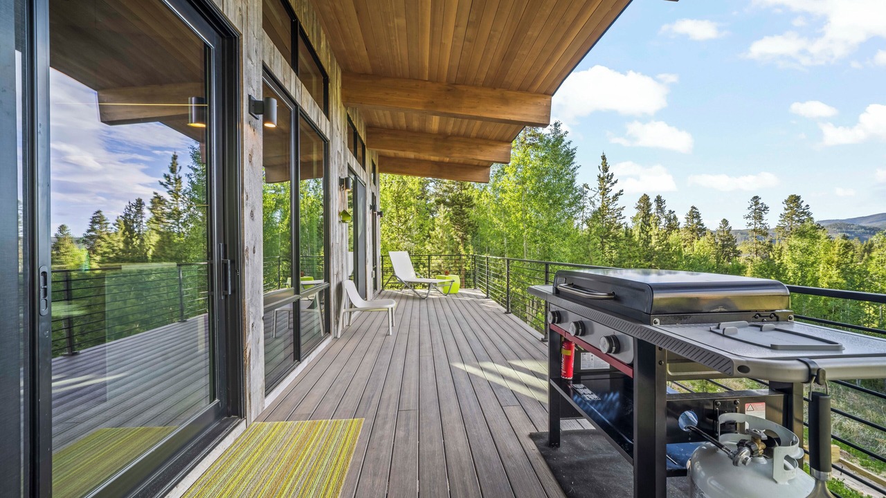 Photo of Outdoor in Sunset Ridge