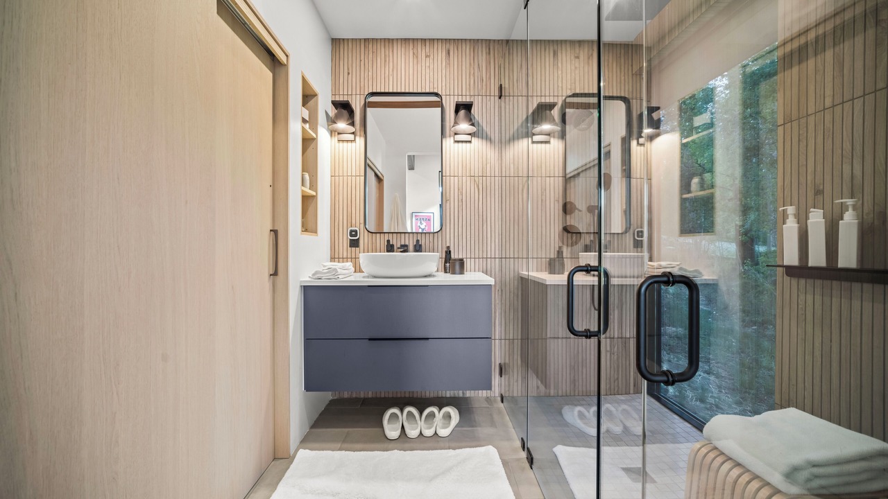 Photo of Bathroom in Sunset Ridge