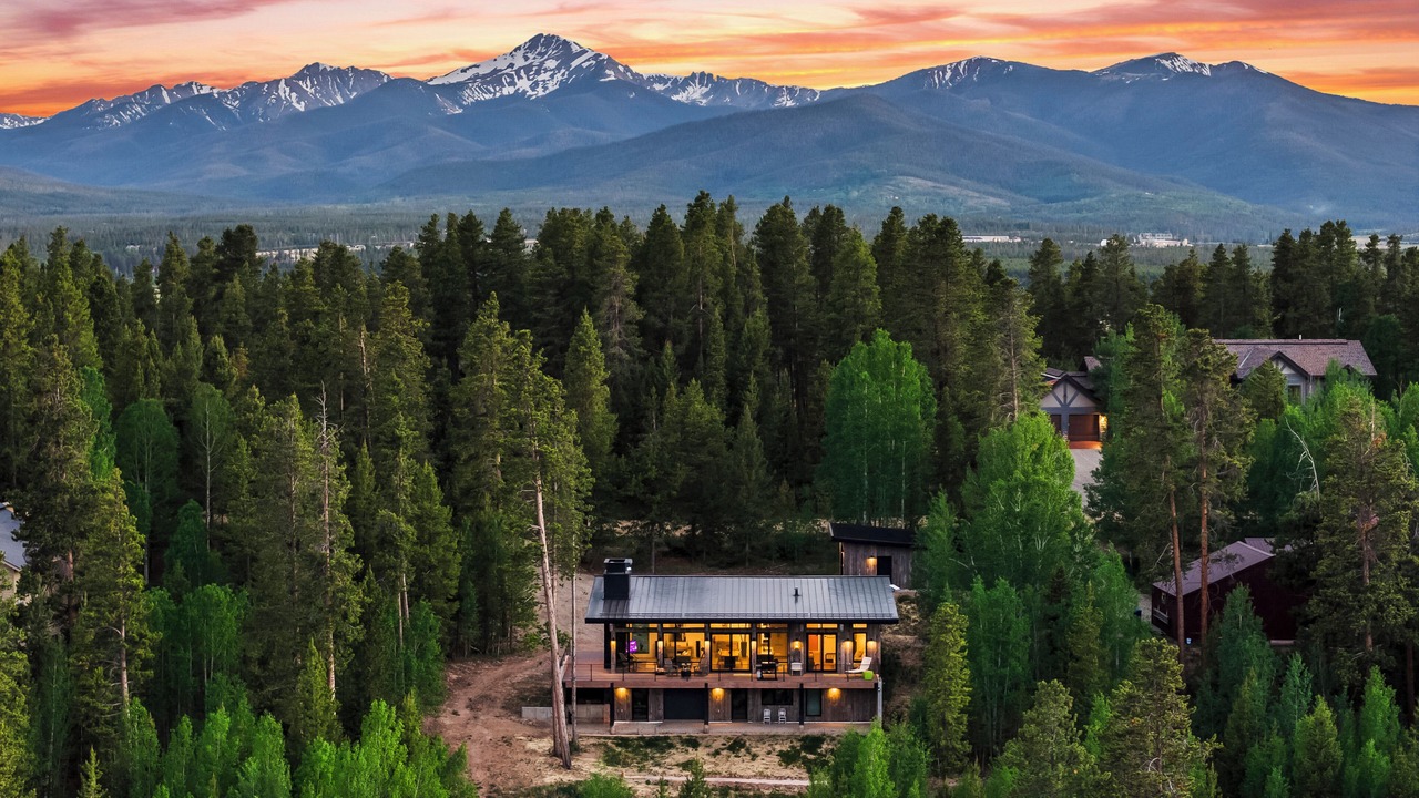 Photo of Outdoor in Sunset Ridge