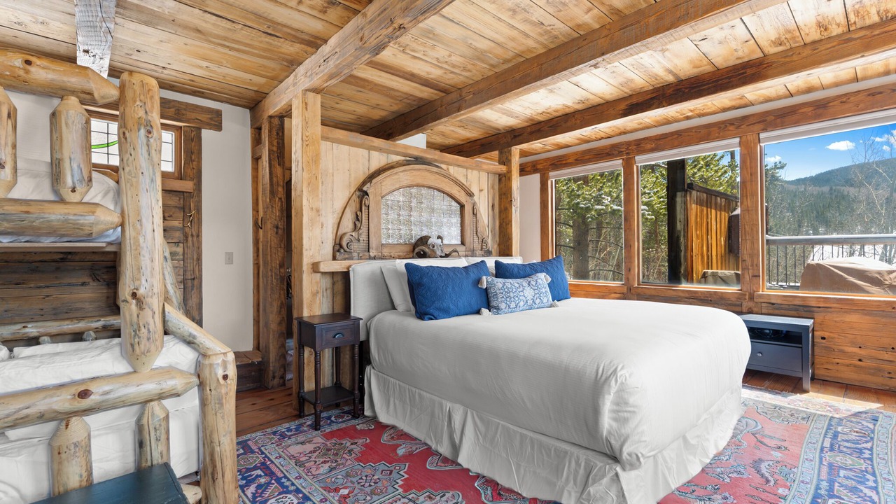 Photo of Patio Balcony in Baldy Mountain