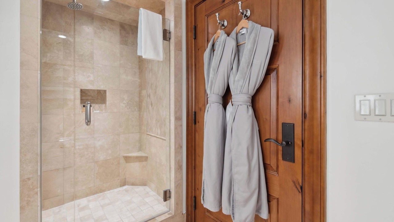 Photo of Bathroom in Highlands Townhomes