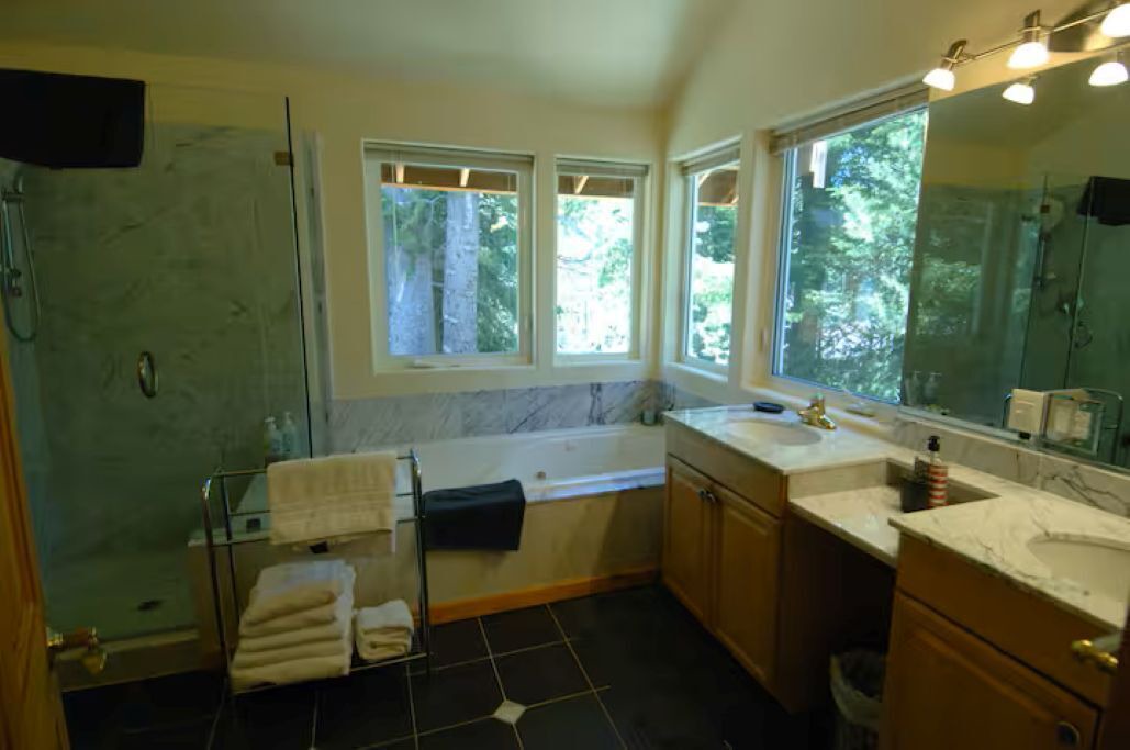 Photo of Bathroom in Tahoma
