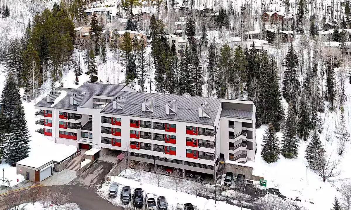 Photo of Outdoor in Highland Meadows