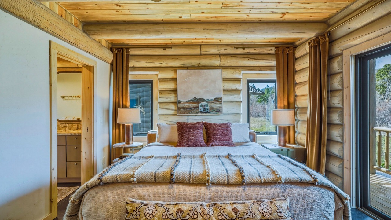 Photo of Bedroom in San Juan River Village