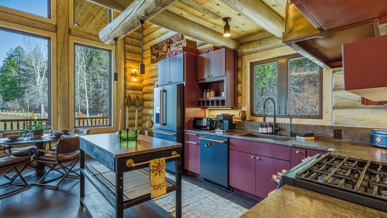 Photo of Kitchen in San Juan River Village