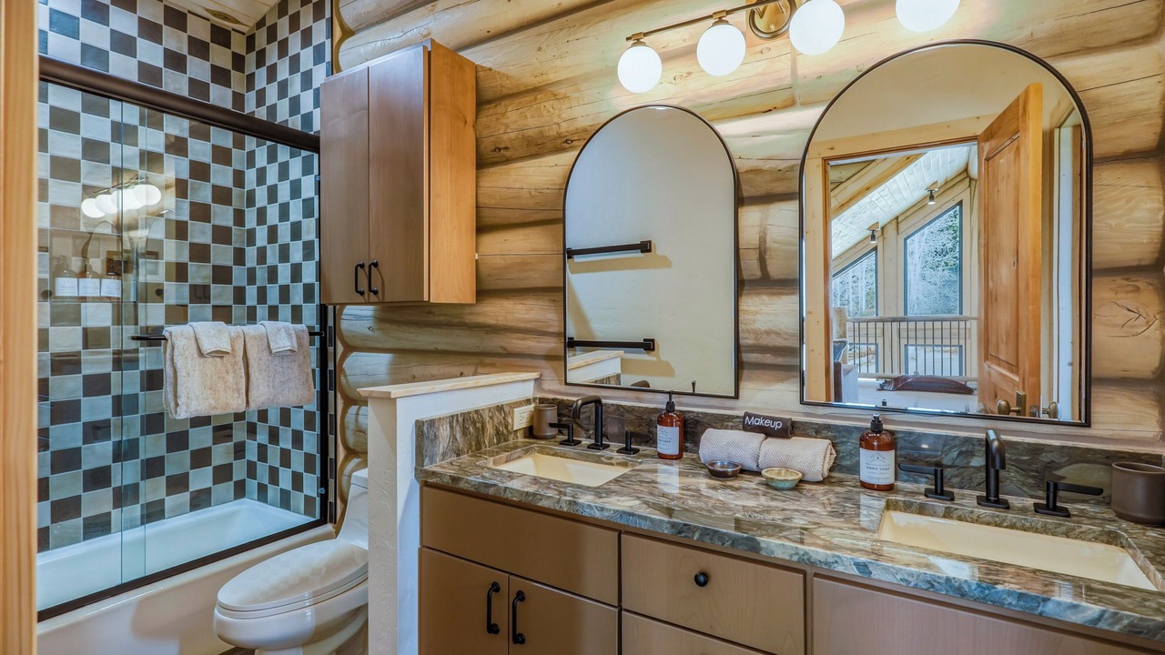 Photo of Bathroom in San Juan River Village