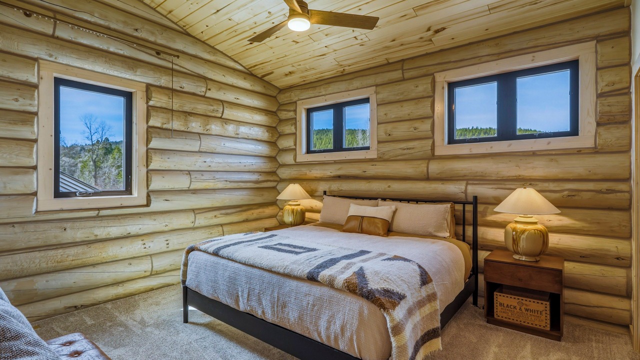Photo of Bedroom in San Juan River Village