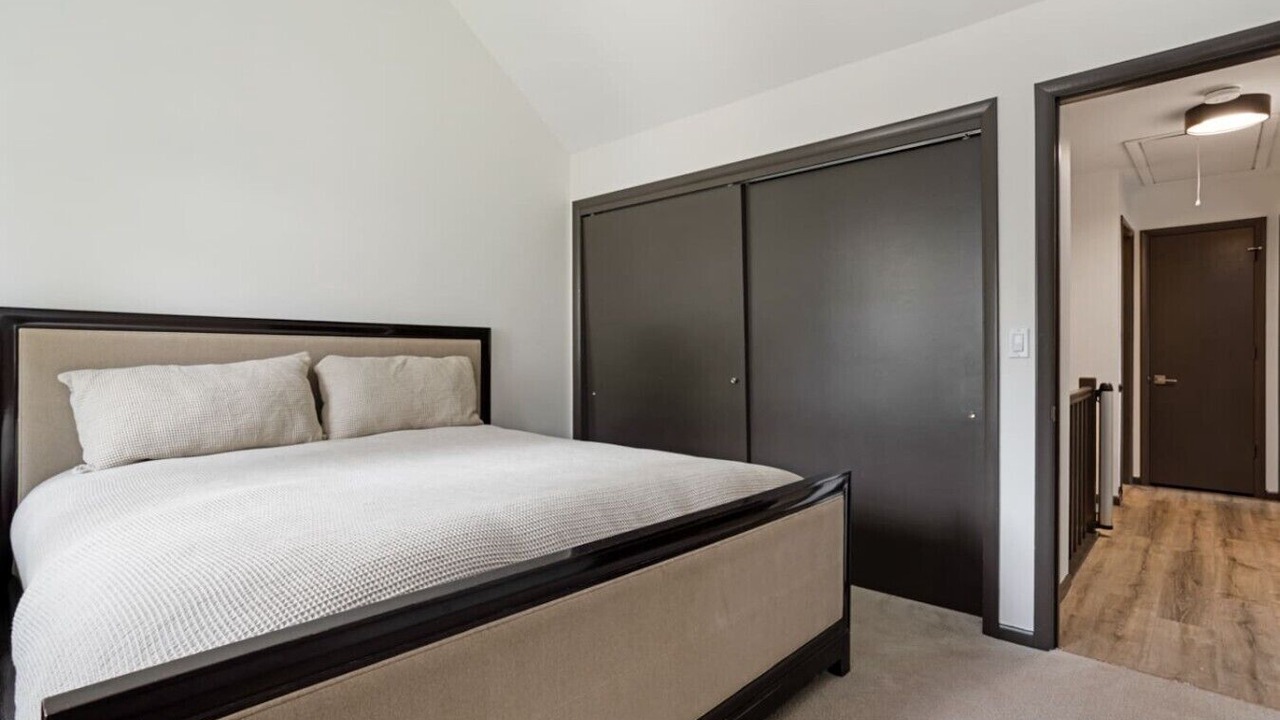 Photo of Bedroom in Edwards