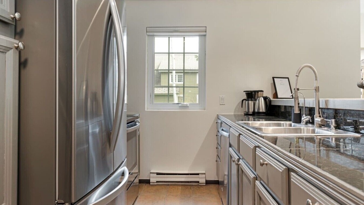Photo of Kitchen in Edwards