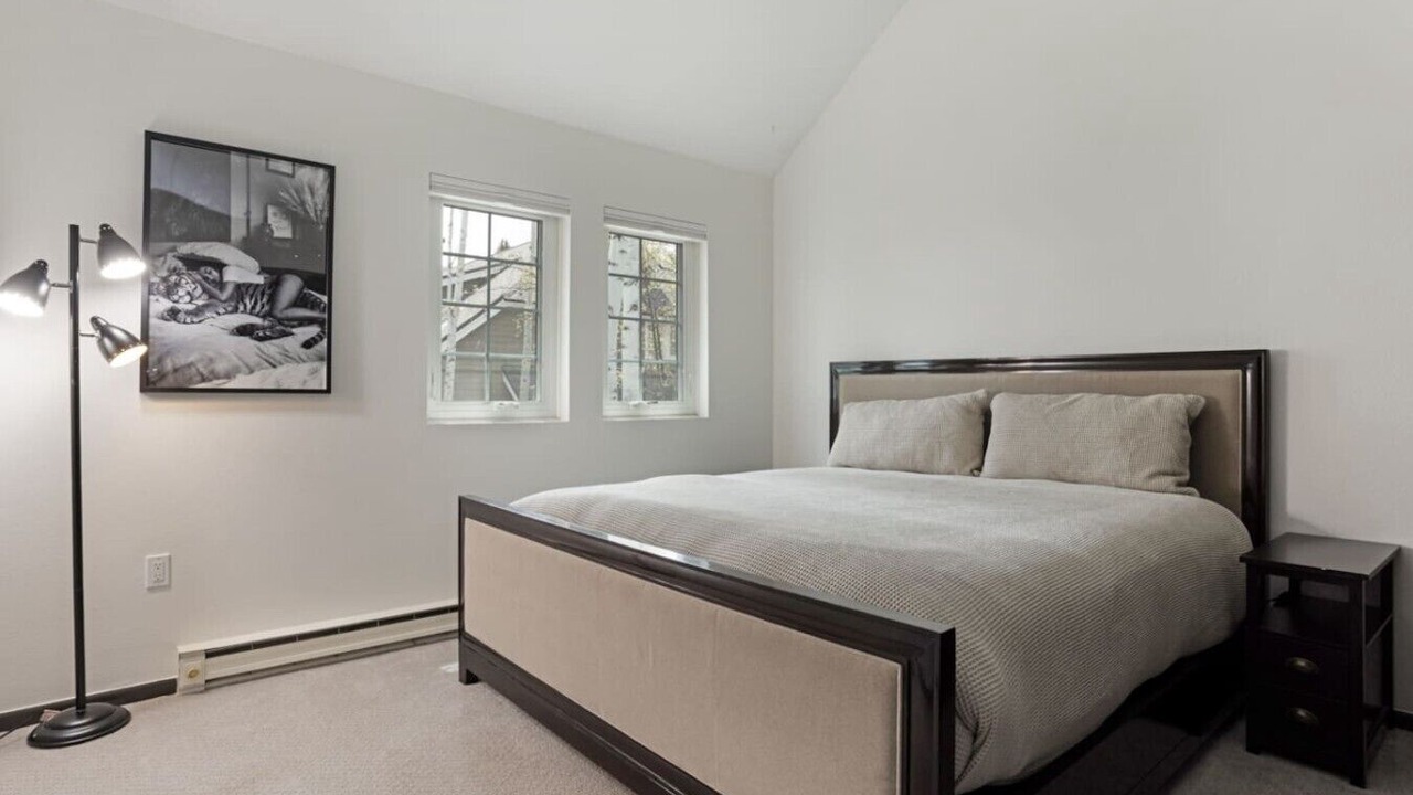 Photo of Bedroom in Edwards