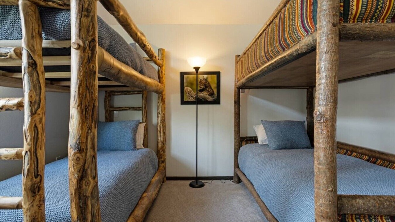 Photo of Bedroom in Edwards
