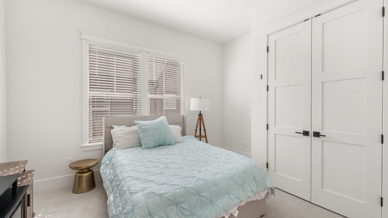 Photo of Bedroom in Erie