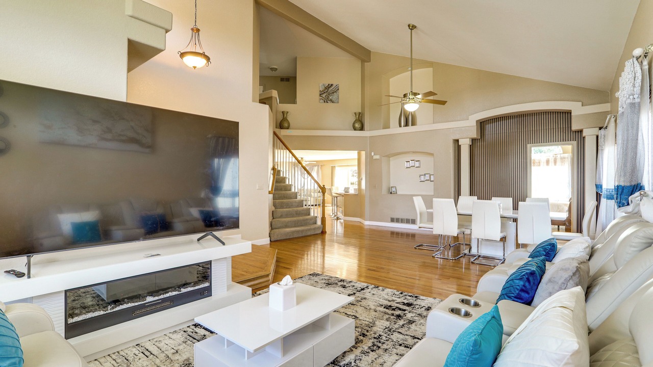 Photo of Livingroom in Green Valley Ranch