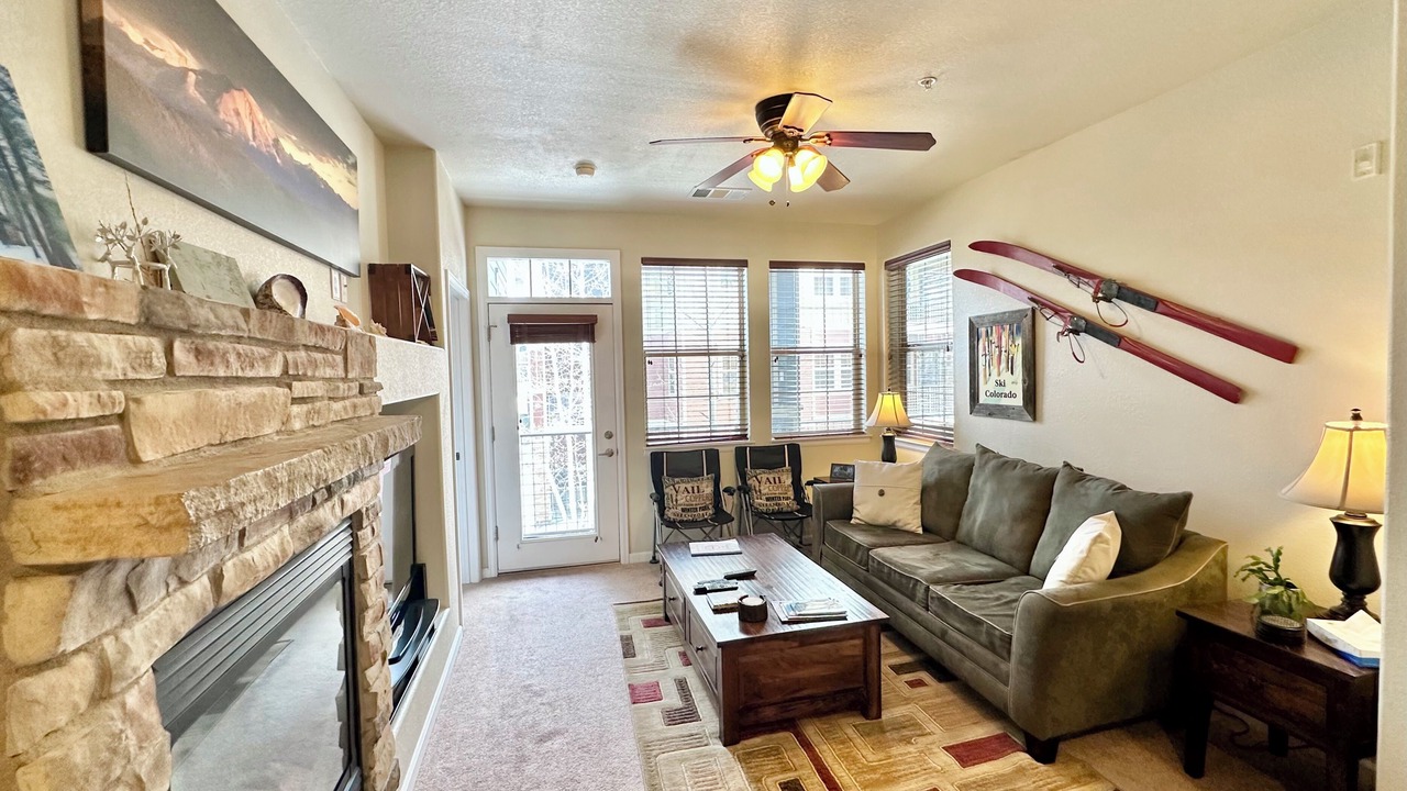 Photo of Livingroom in Grand Elk Ranch