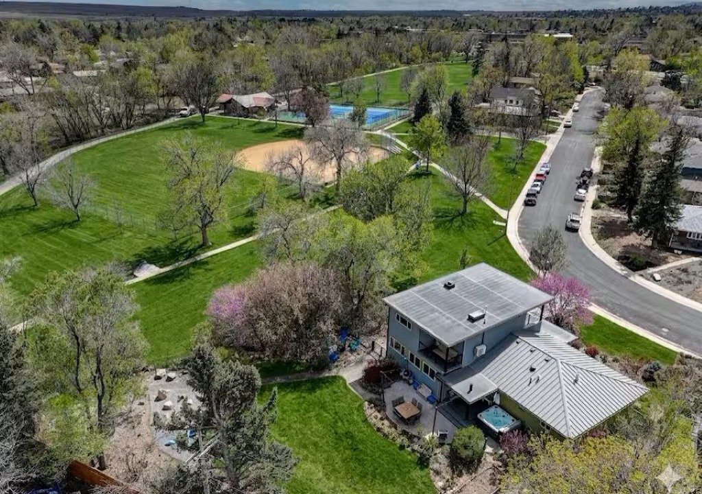 Photo of Outdoor in Martin Acres