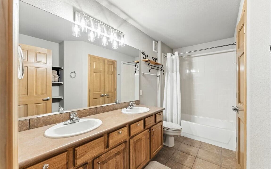 Photo of Bathroom in Frisco