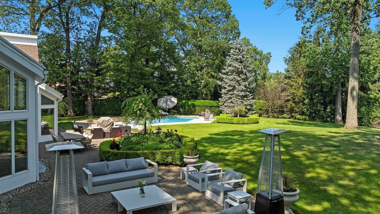 Photo of Patio Balcony in Cresskill