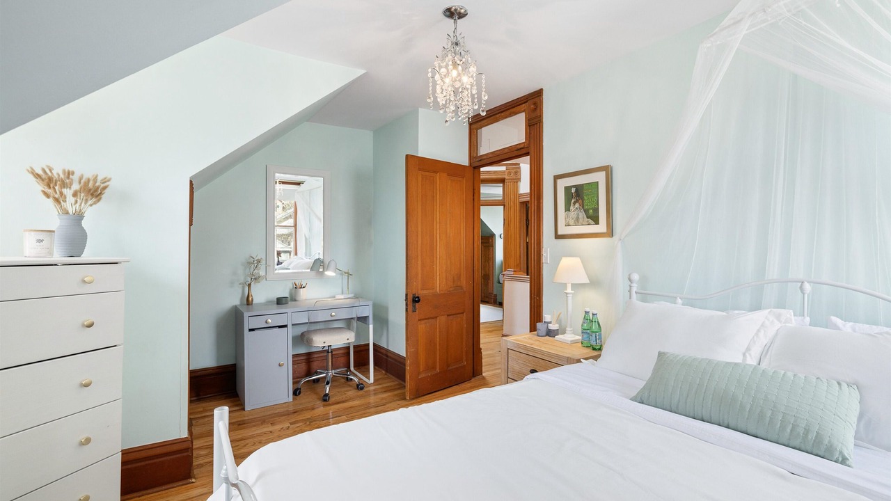 Photo of Bedroom in Whittier