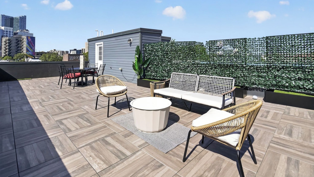 Photo of Patio Balcony in The Heights