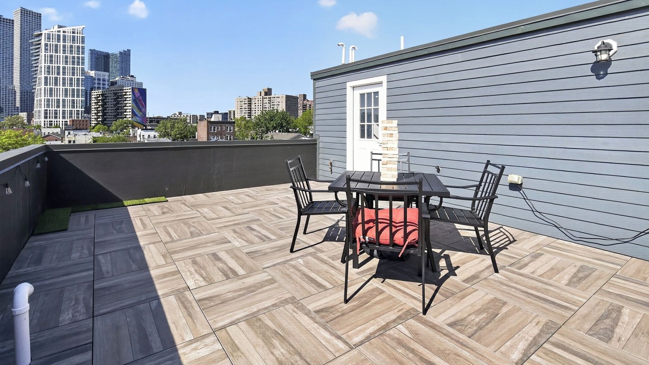 Photo of Outdoor in The Heights