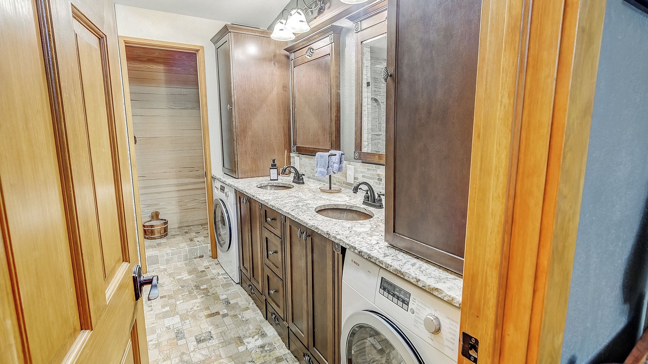 Photo of Bathroom in Coal Creek Canyon