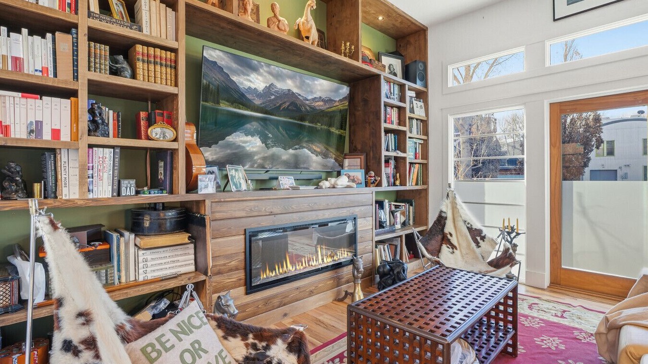 Photo of Livingroom in Longmont