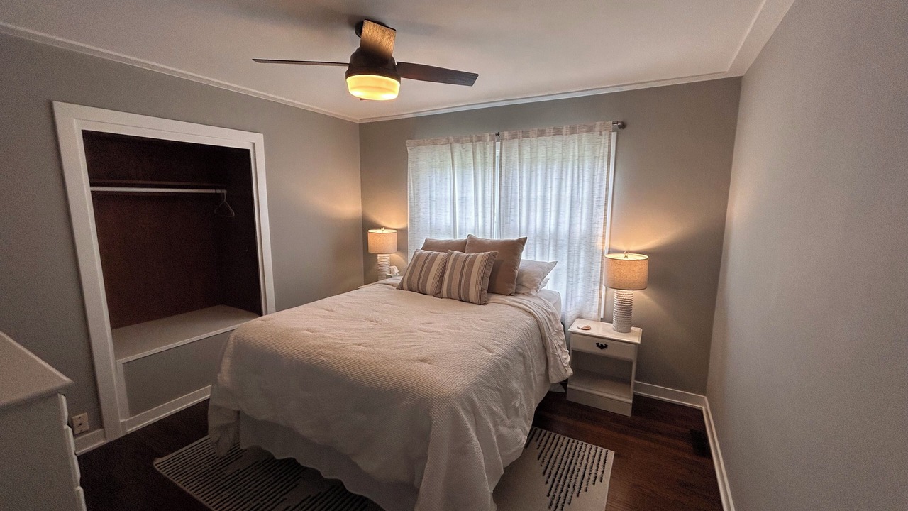 Photo of Bedroom in South Kansas City