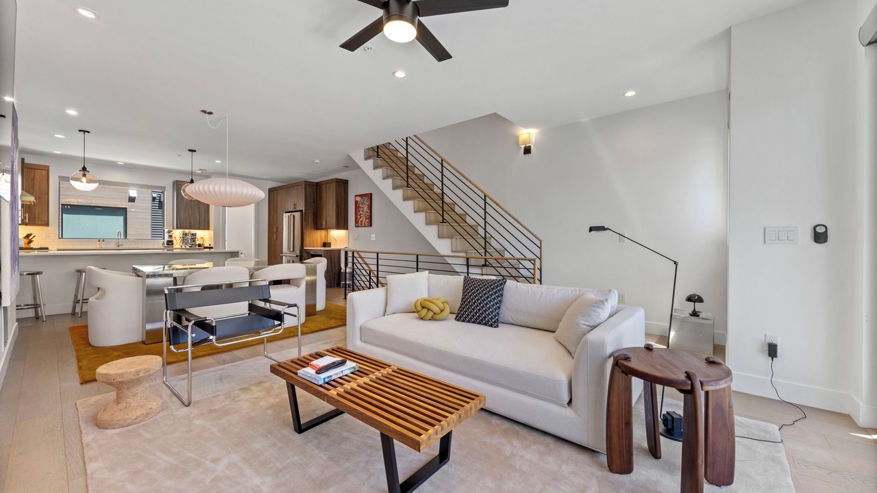 Photo of Livingroom in Whittier