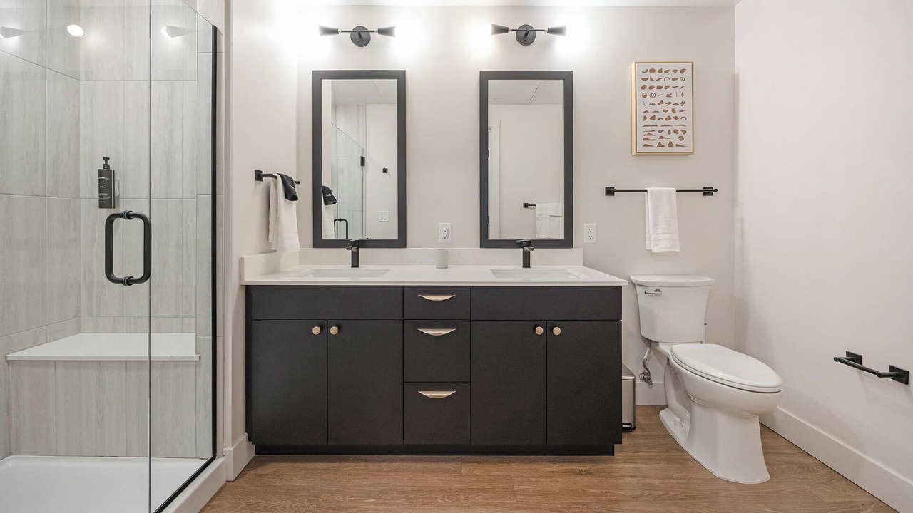 Photo of Bathroom in Uptown