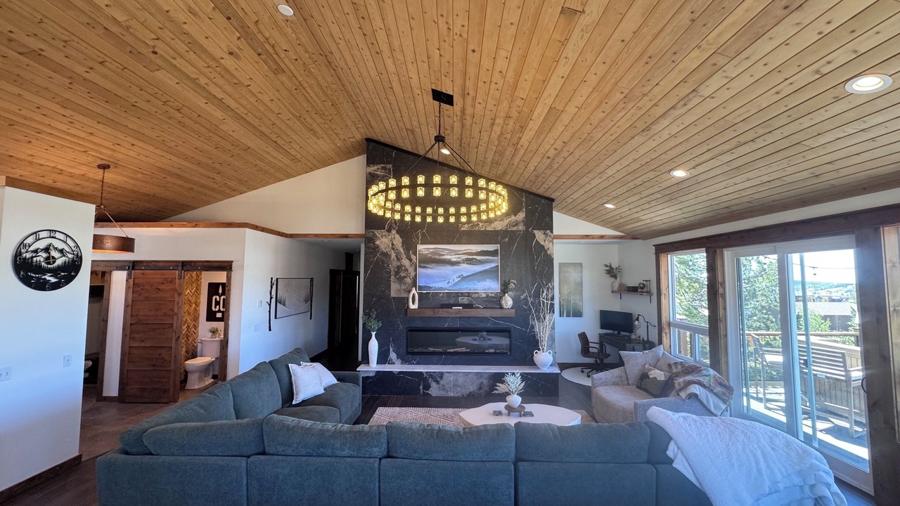 Photo of Livingroom in Fairplay