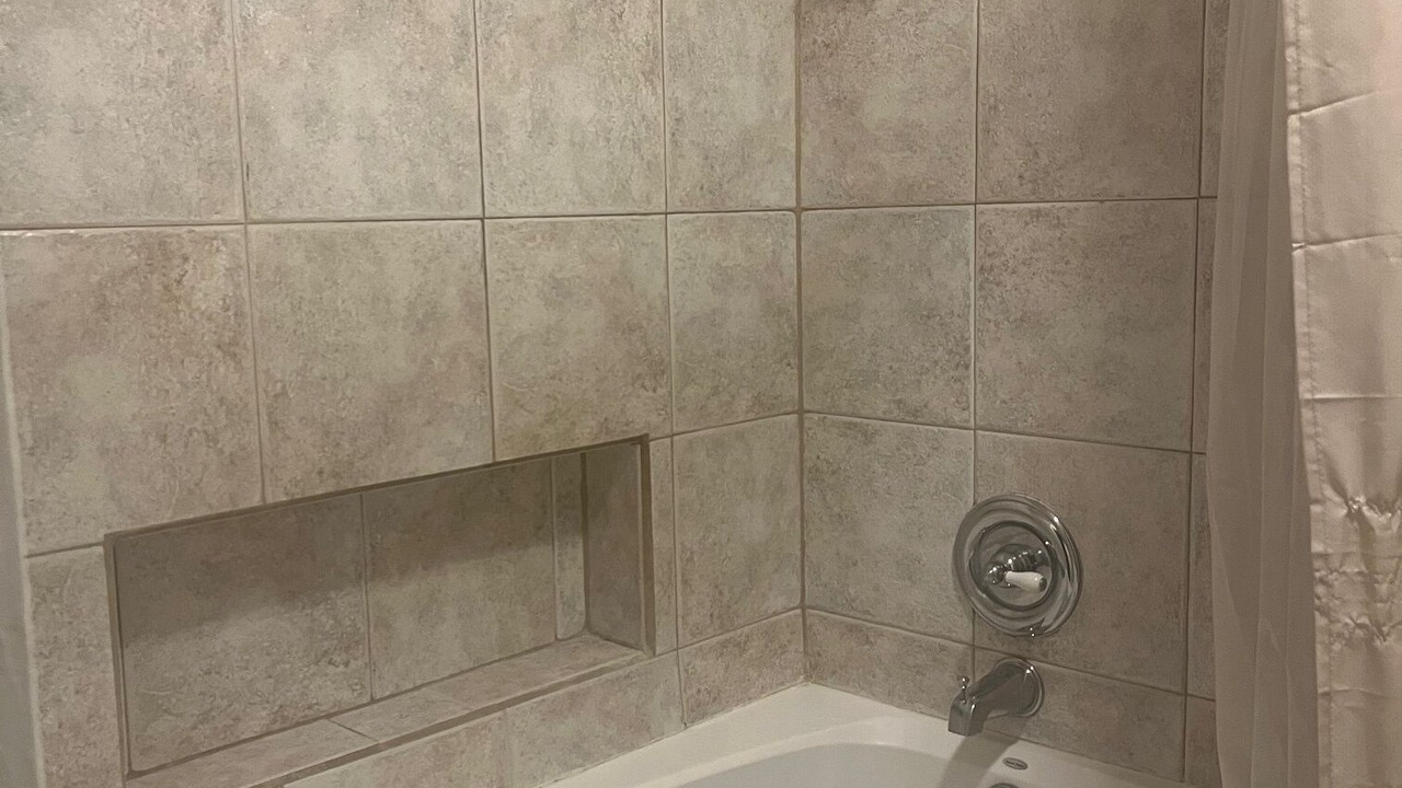 Photo of Bathroom in Table Mesa