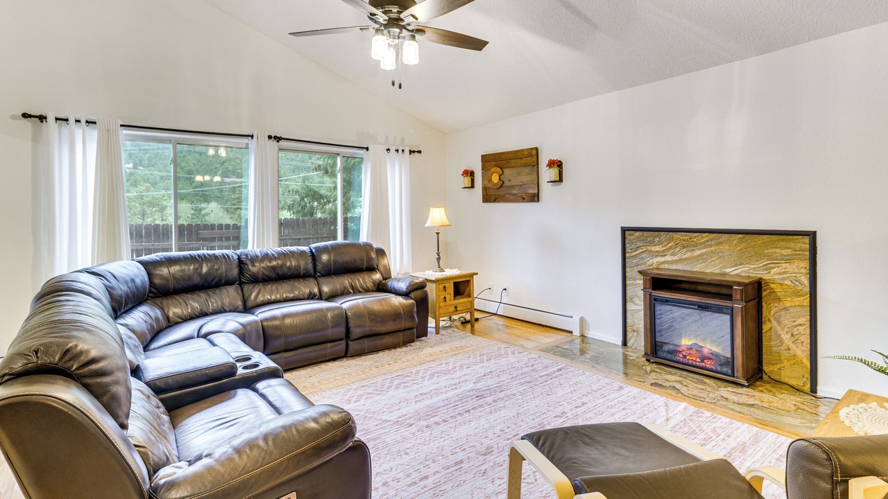 Photo of Bedroom in Cascade