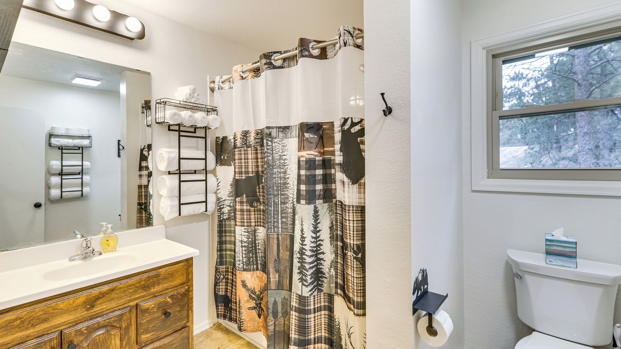 Photo of Bathroom in Cascade