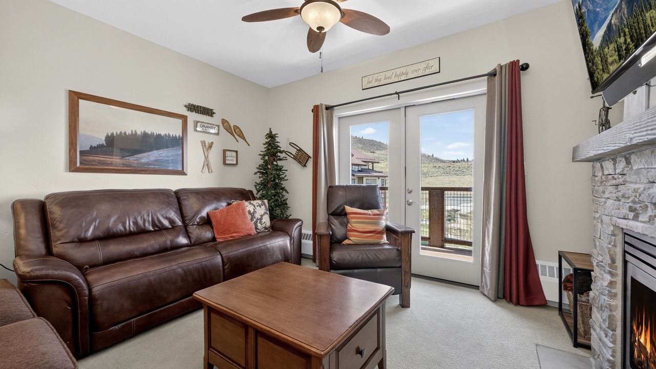 Photo of Livingroom in Silvercreek