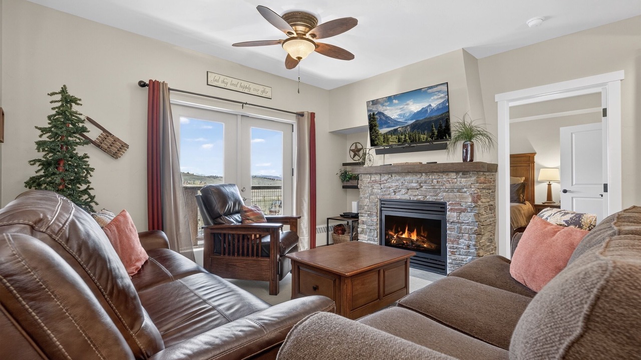 Photo of Livingroom in Silvercreek