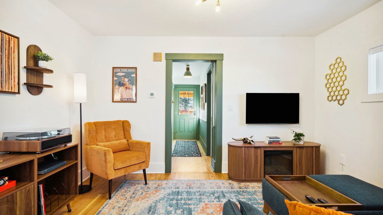 Photo of Livingroom in East Colorado Springs