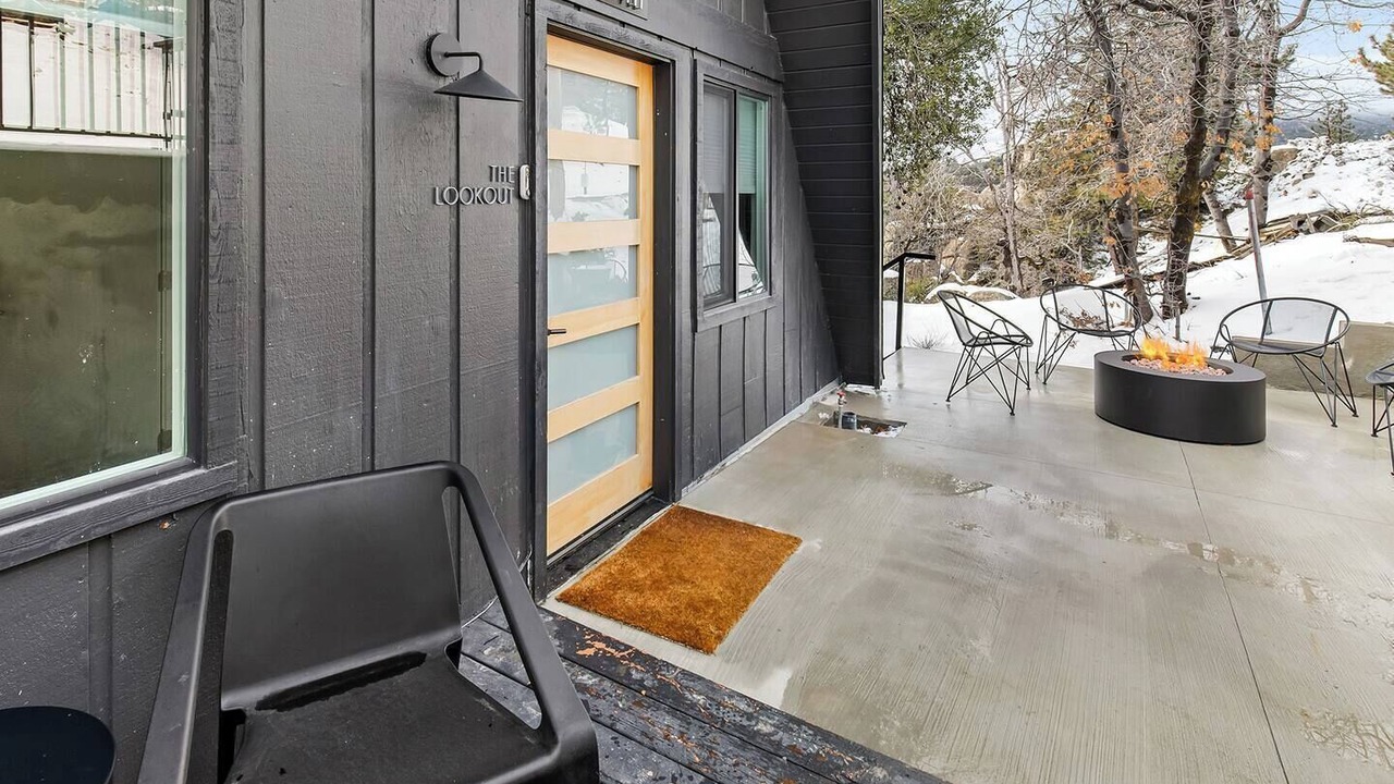 Photo of Patio Balcony in Arrowbear Lake