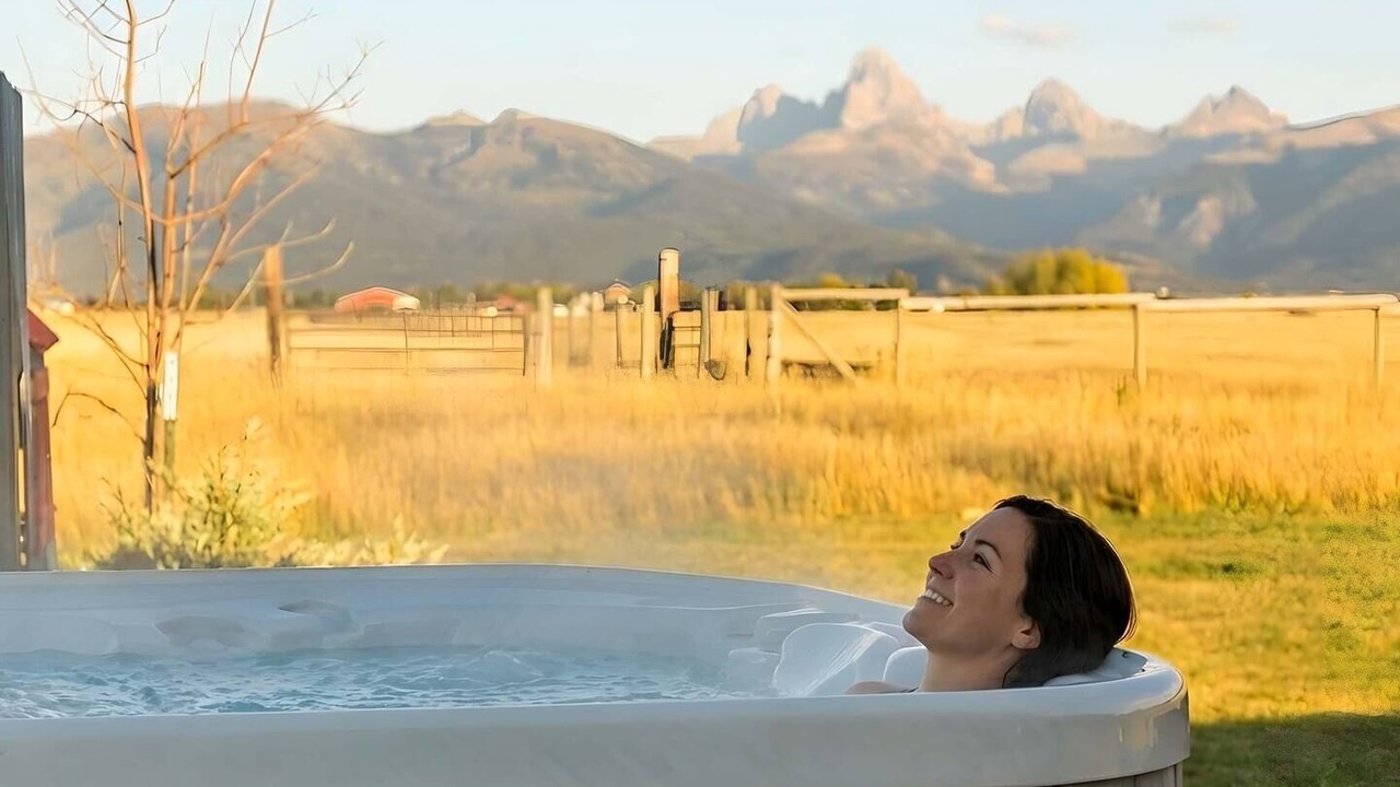 Photo of Outdoor in Leigh Creek Estates