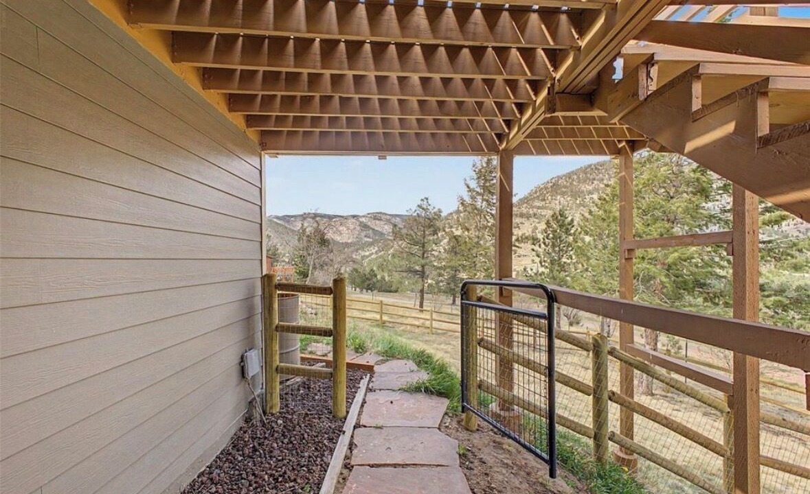 Photo of Outdoor in Lyons