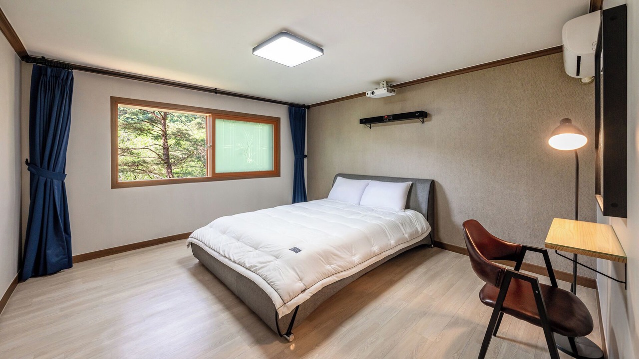 Photo of Bedroom in Gimsatgat