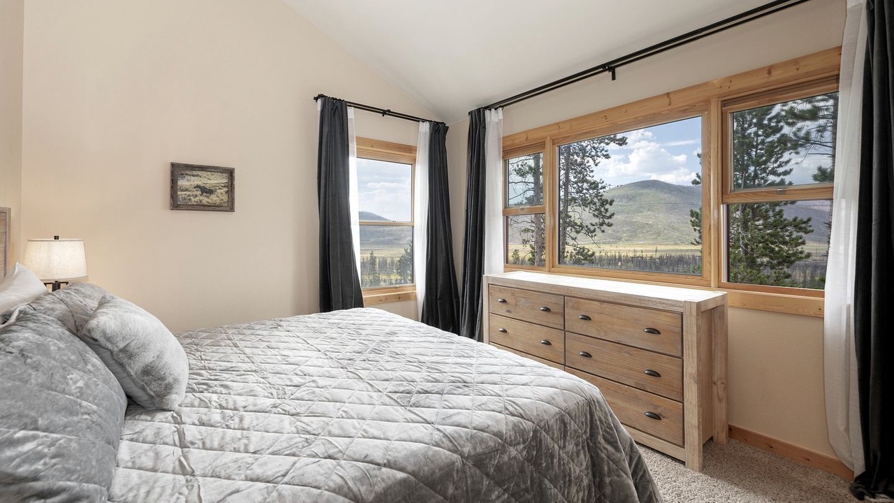 Photo of Bedroom in Grand Lake