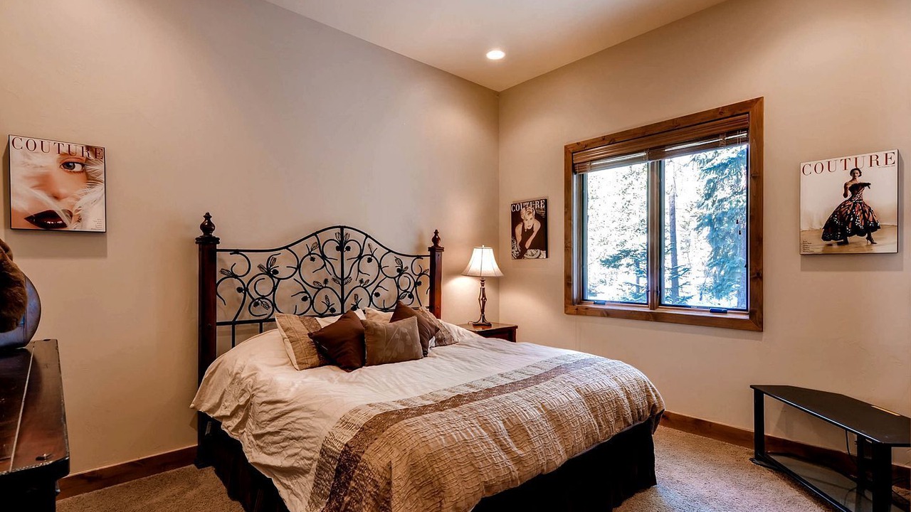 Photo of Bedroom in Keystone