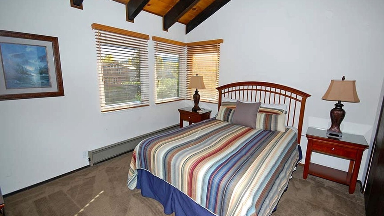 Photo of Bedroom in Tahoe Keys