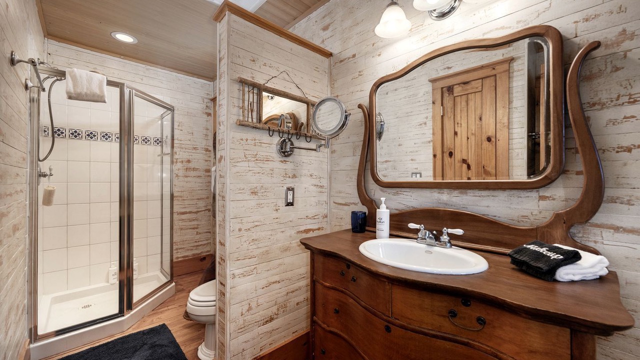 Photo of Bathroom in Grand Lake