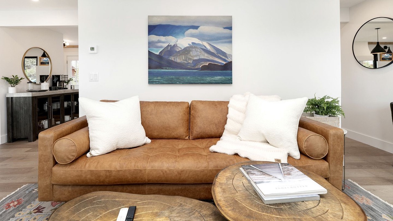 Photo of Livingroom in Grand Lake